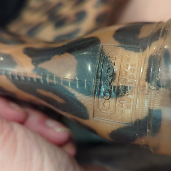 Coach leopard print rubber boots - Picture 9 of 10